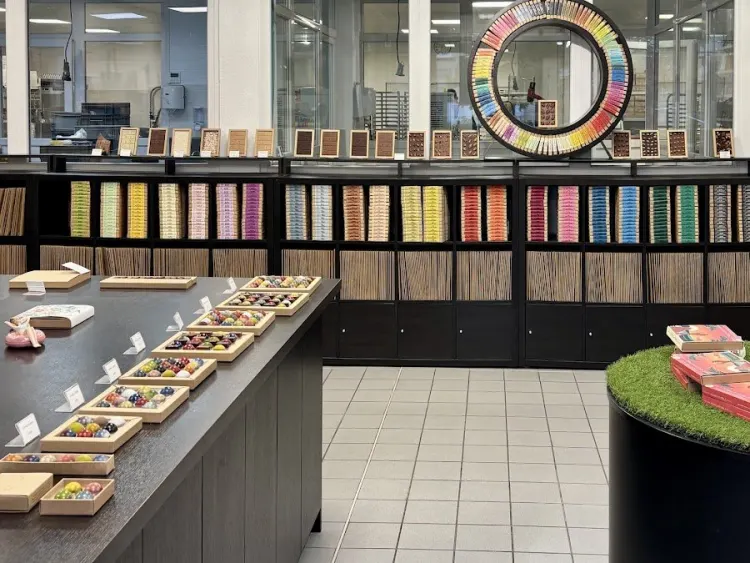 BERTRAND CHOCOLATIER - LA CHOCOLATERIE - Le COTEAU